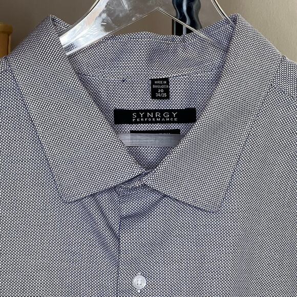 SYNERGY Performance Men's Gray Pattern Button Down Long Sleeve Dress Shirt - Picture 3 of 6
